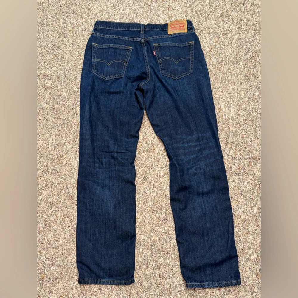 Men's 33x32 Levi's Dark Indigo Straight Jeans, size 33